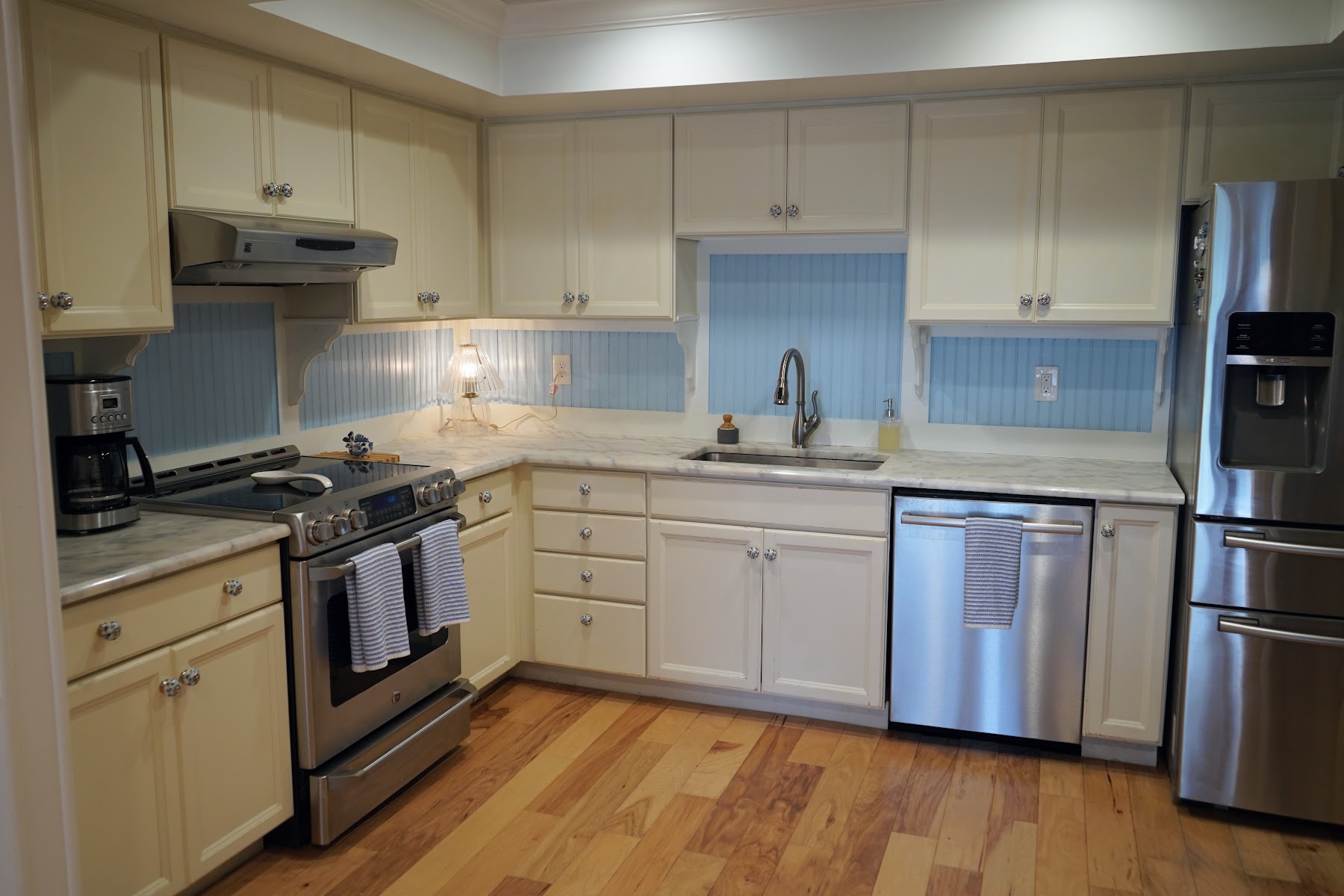 Full kitchen with stainless steel appliances