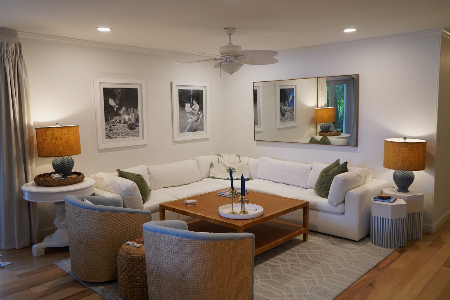 Wide view of the comfortable living room
